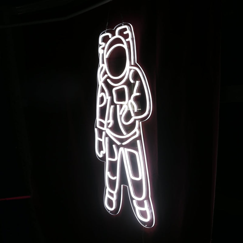 Astronaut Led Neon Sign - NeonPilot